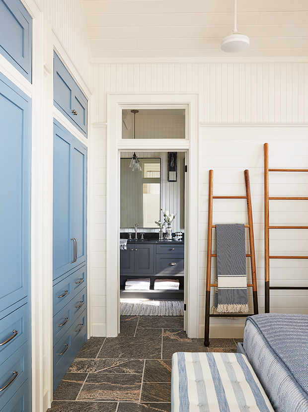 14 SRD HH AU16 closet 69