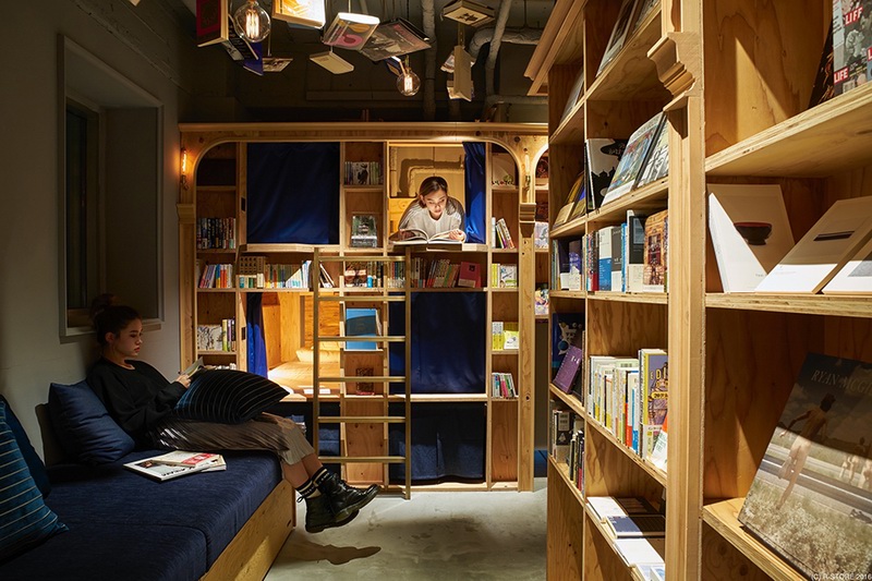 Book Bed 1