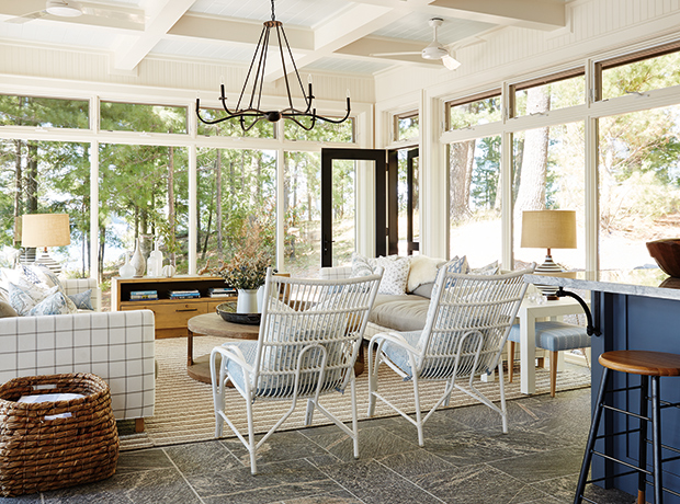 4 SRD HHM HH AU16 46 living room 65