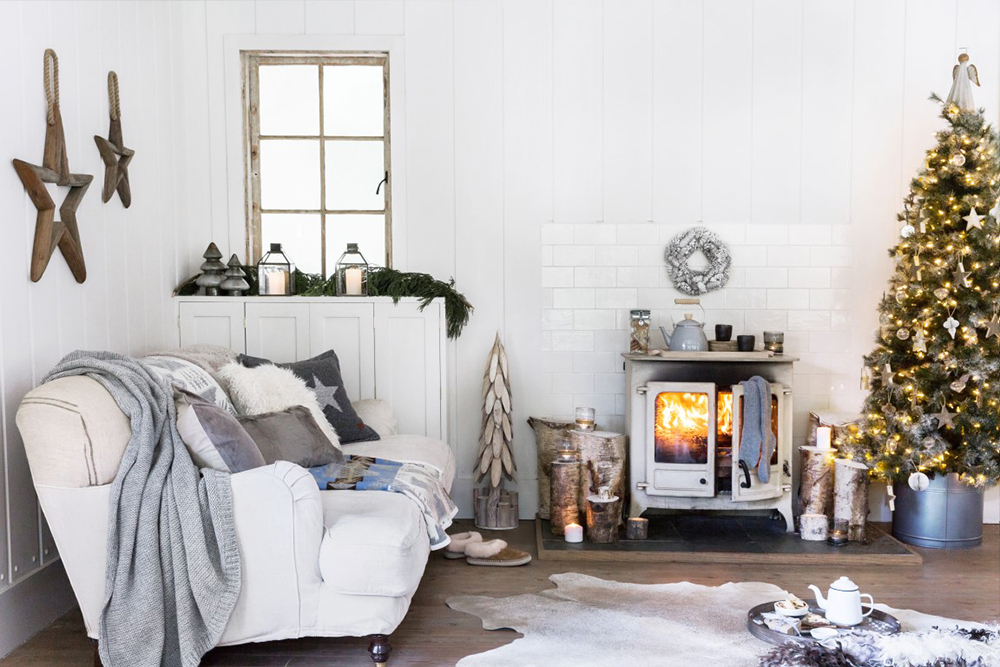 Alpine-Retreat-Living-01-Without-Mirror