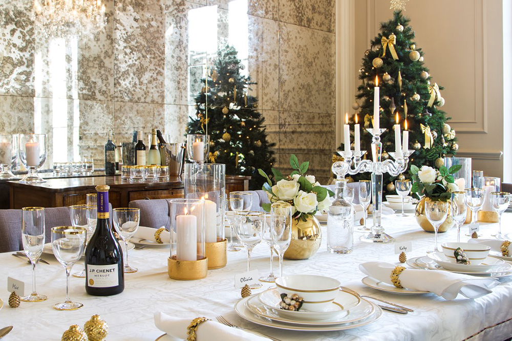 Roberto-Cavalli-Dining-4-2-with-names